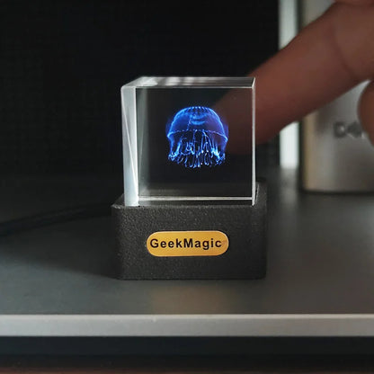 GeekMagic Crystal Display Hologram – 3D Smart Display for Photos, GIFs, and Weather